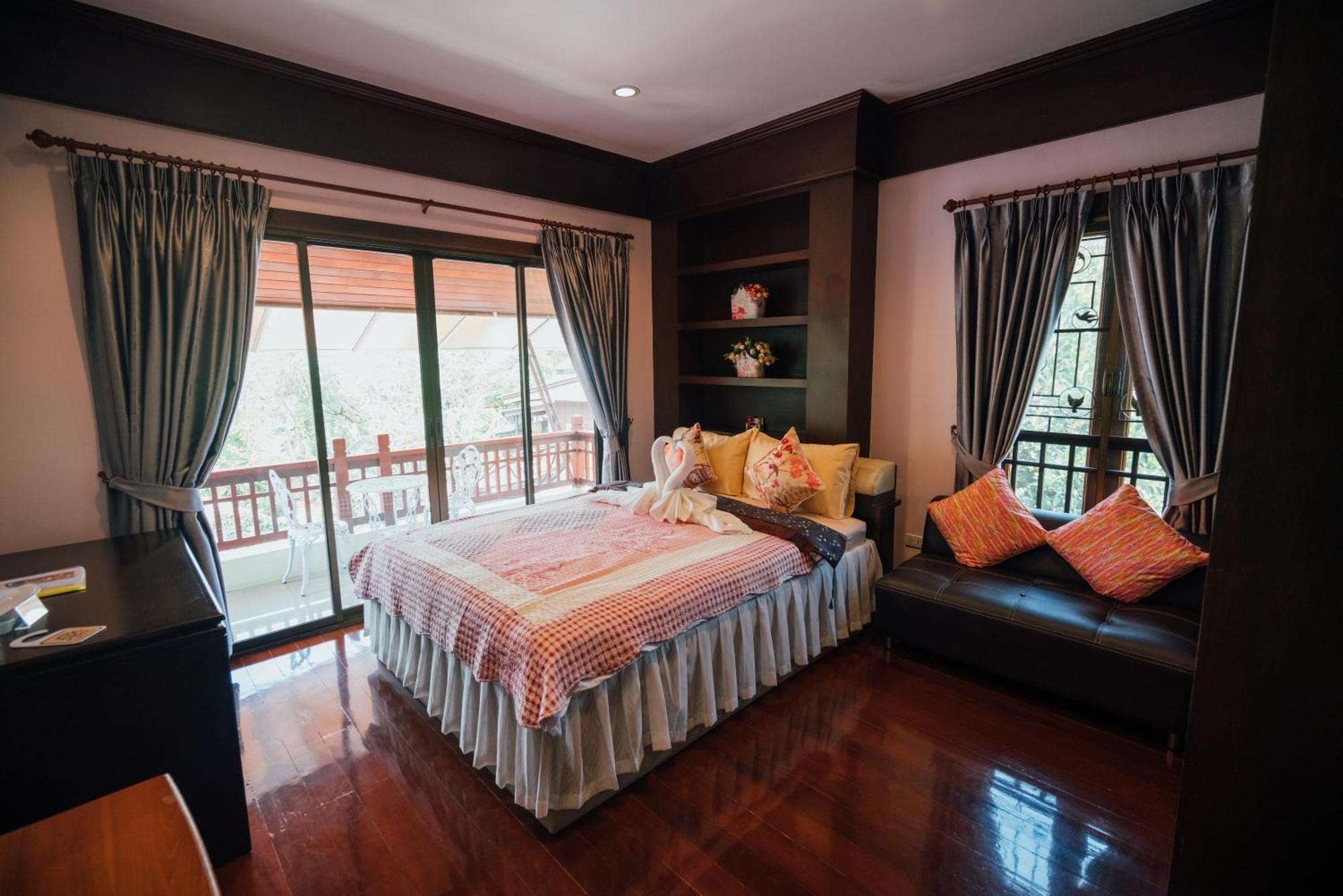 Ban Thong U, The Landmark Chiang Mai Exterior photo