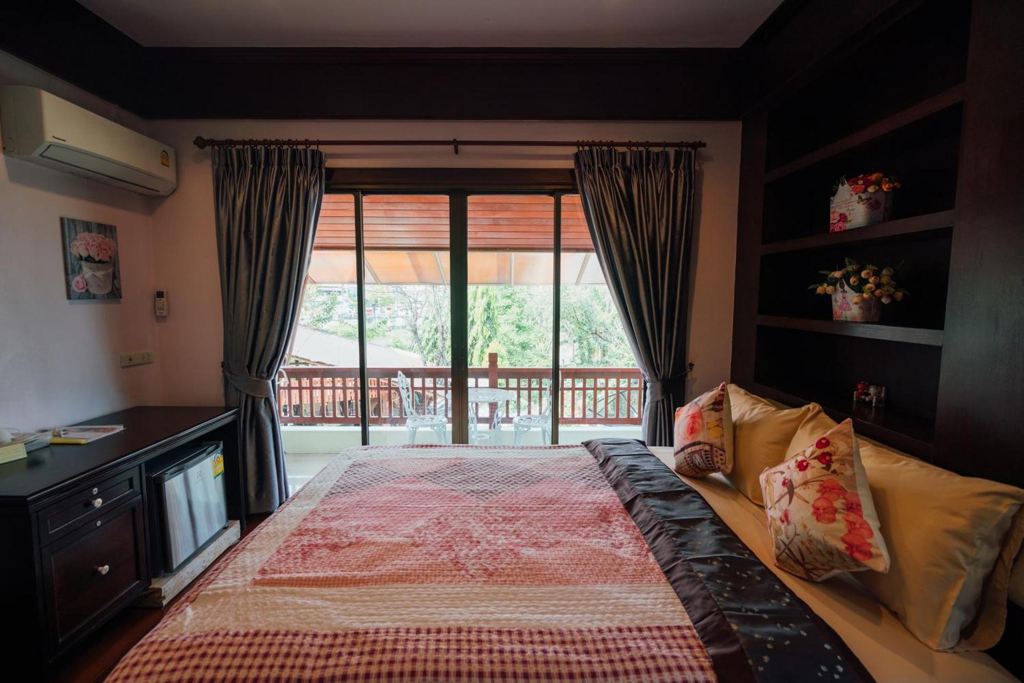 Ban Thong U, The Landmark Chiang Mai Exterior photo